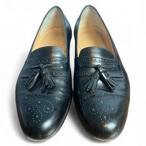Salvatore Ferragamo - Men’s Caronte Wingtip Tassel Loafers Black Leather Sz. 9.5
